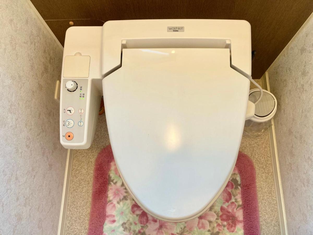 富士の樱house 宝栄 Villa Fujikawaguchiko Bagian luar foto