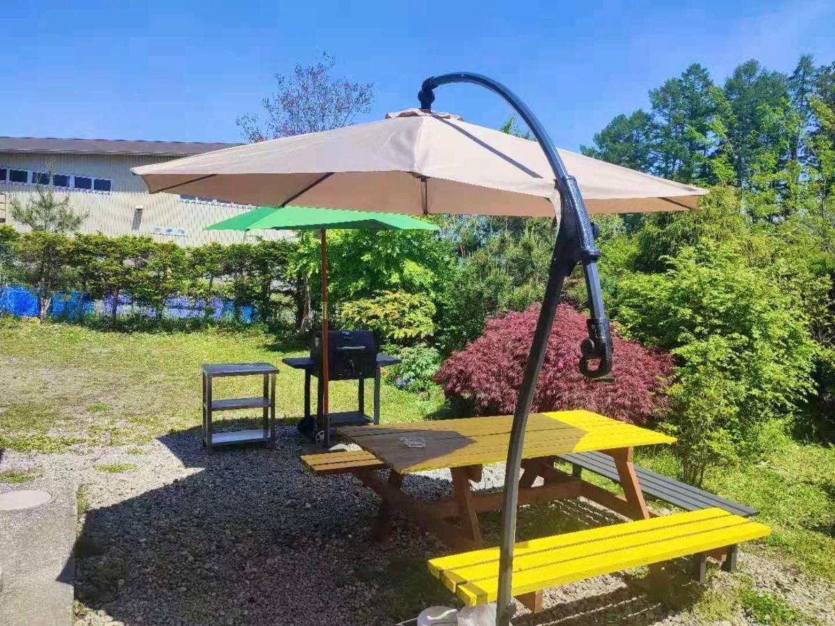 富士の樱house 宝栄 Villa Fujikawaguchiko Bagian luar foto
